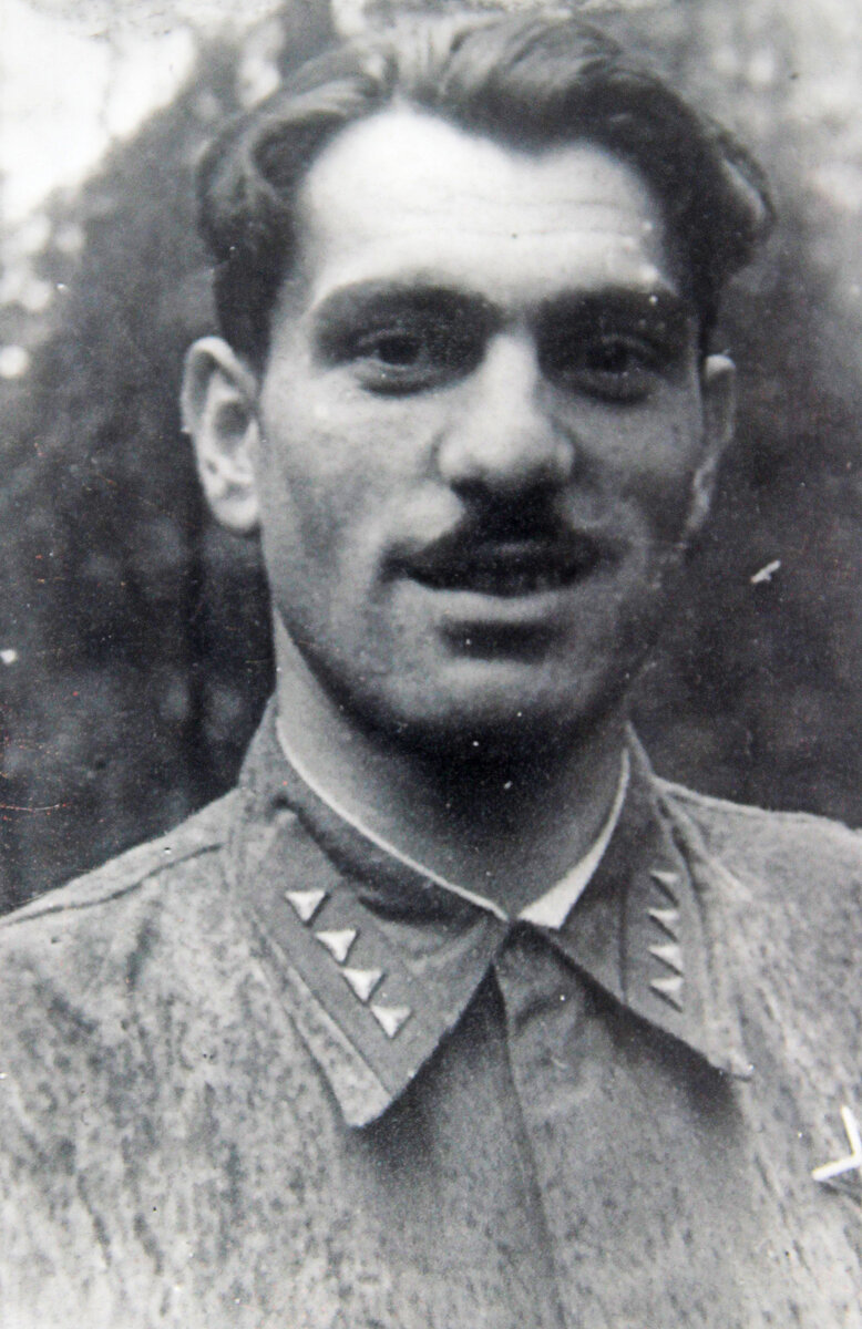 Михаил Мейер 1942 г. под Москвой