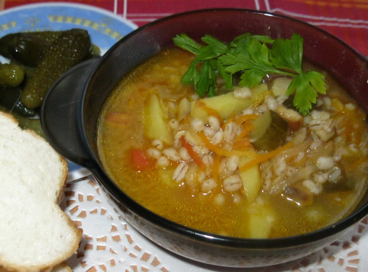 Рассольник в банках на зиму с перловкой. Любимый рецепт | Вкусно и полезно  | Дзен