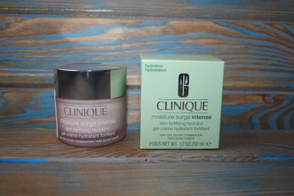 Источник: https://kloomba.com/o/clinique-krem-dlya-lica-clinique-moisture-40394161/