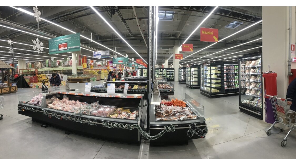 Ашан Одастор. Бухарест, Румыния