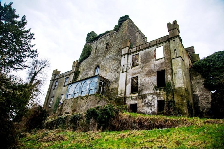 Ирландский замок Лип: круговорот владельцев, тайное подземелье и много призраков