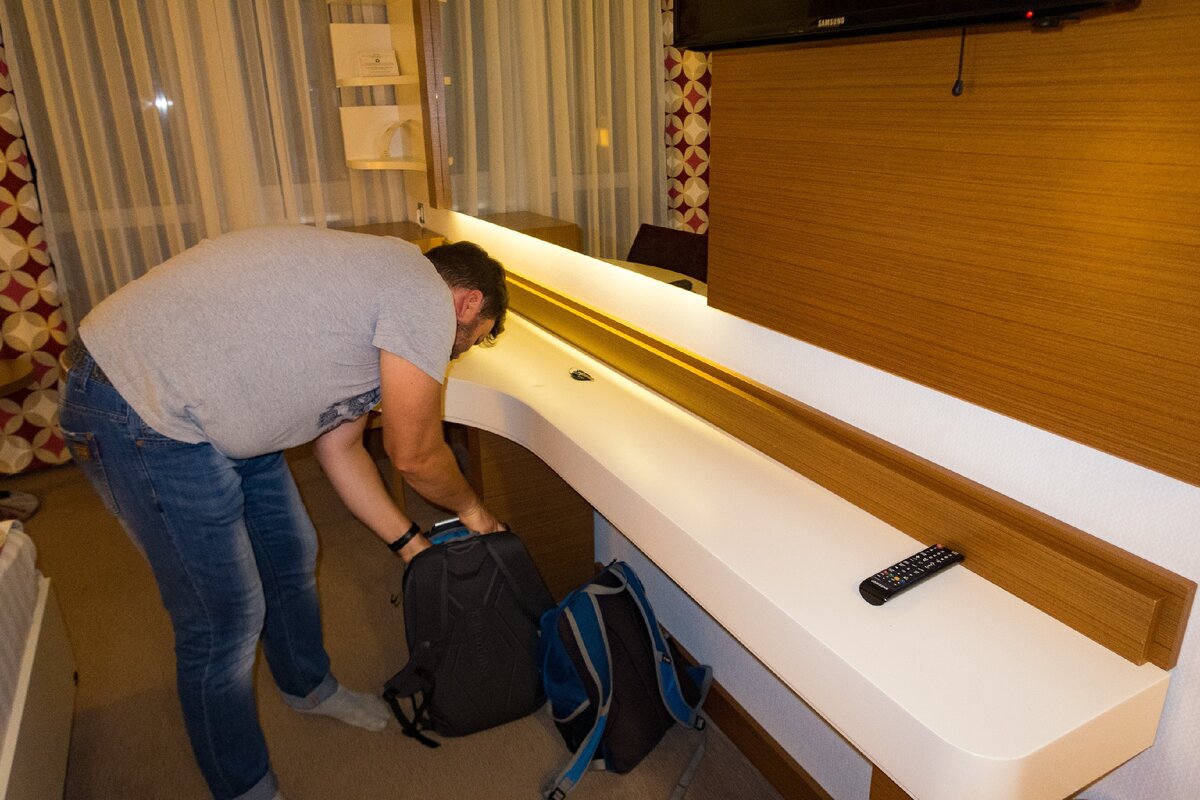 Заселяемся в отель "Сарыкум Бизнес & СПА".