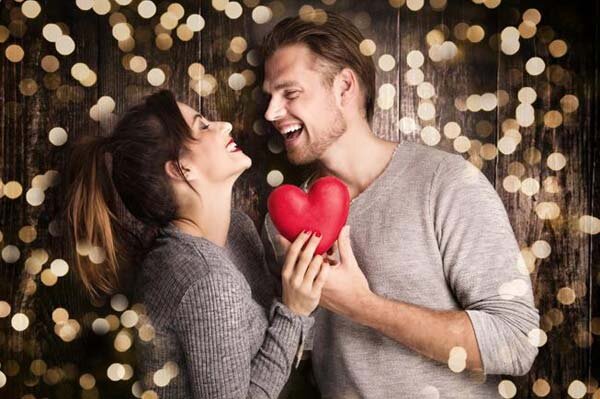 Влюбленные.