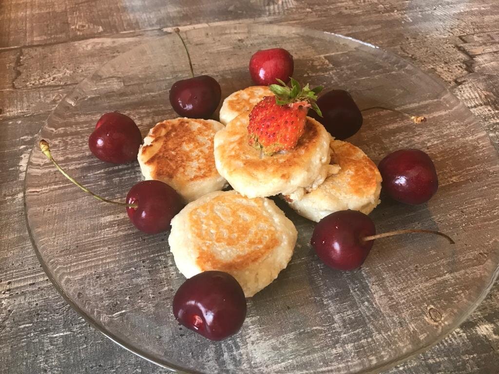 Сырники из творога и овсяной муки (без пшеничной муки и без яиц).  ПП-сырнички | Полезно, вкусно и с любовью! | Дзен