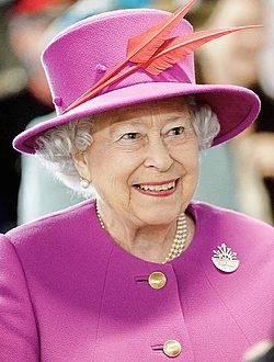 https://commons.wikimedia.org/wiki/File:Queen_Elizabeth_II_March_2015.jpg?uselang=ru