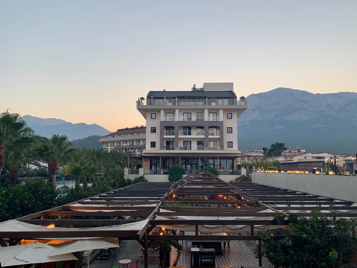 Выбранный нами отель DoubleTree By Hilton Antalya-Kemer