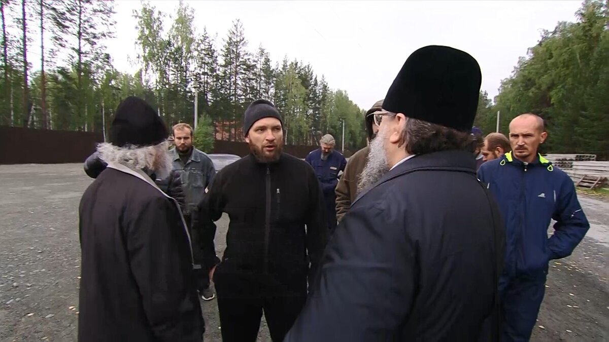 "Прихожанин" и "прихожане"