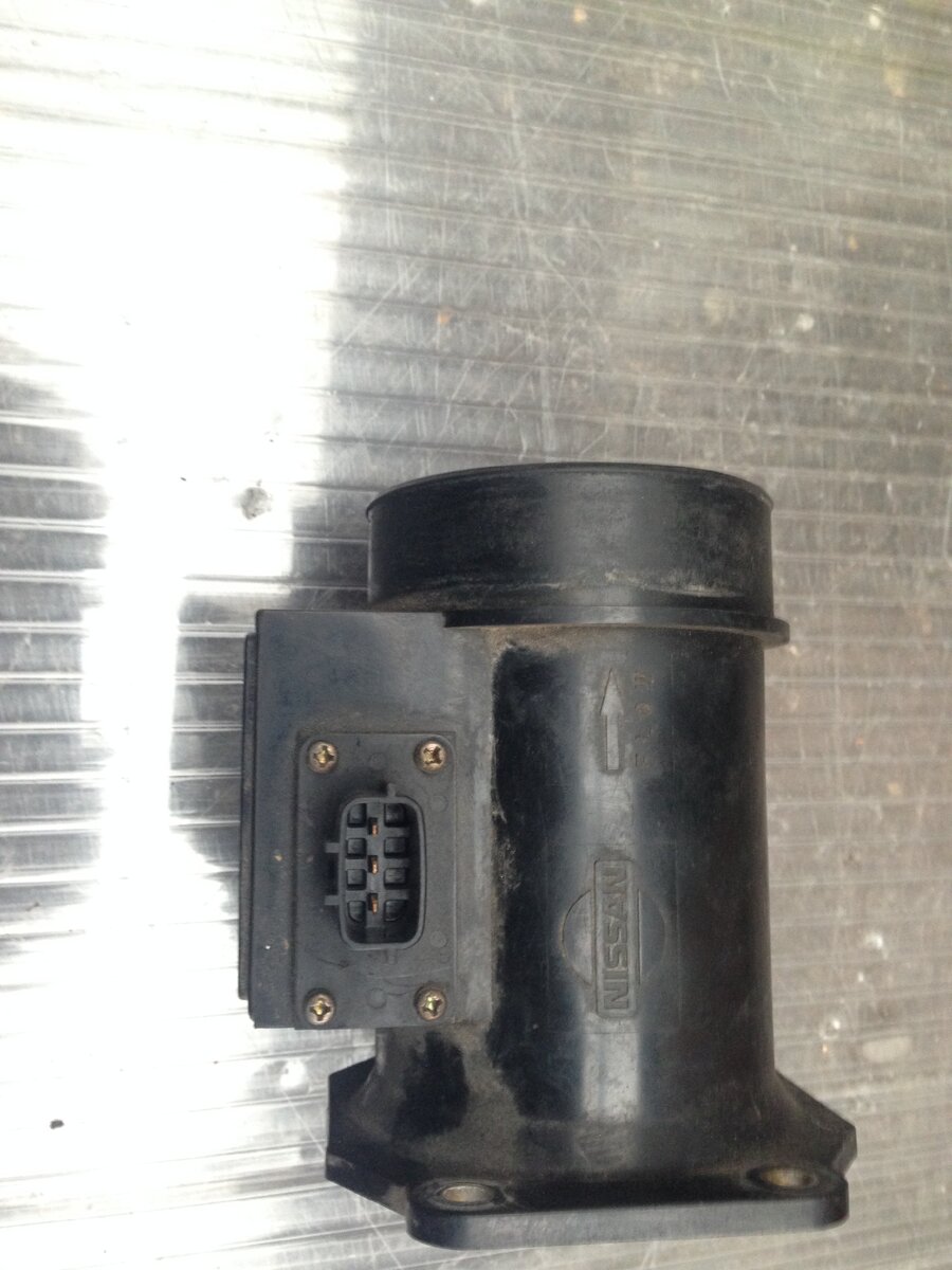 Датчик ДМРВ Nissan