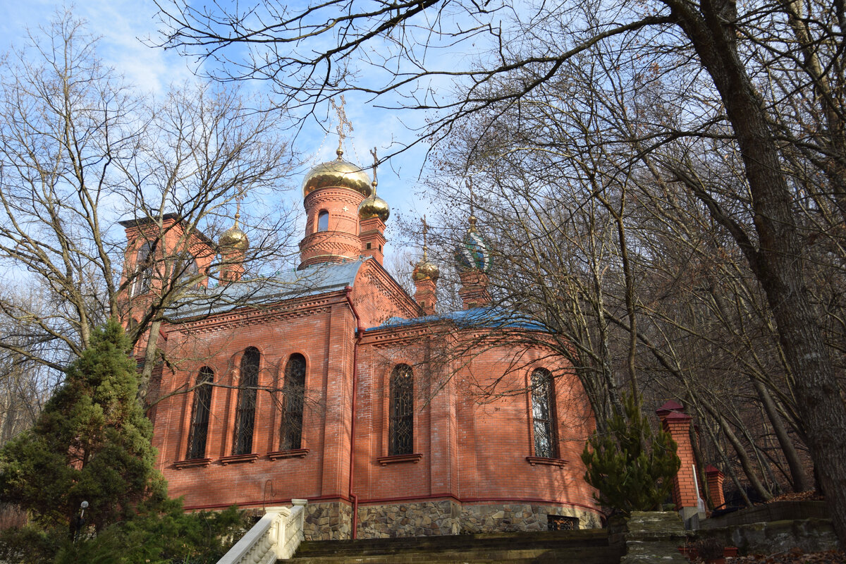 Пустынь Феодоссия Кавказского (Феодосиевская пустынь) 