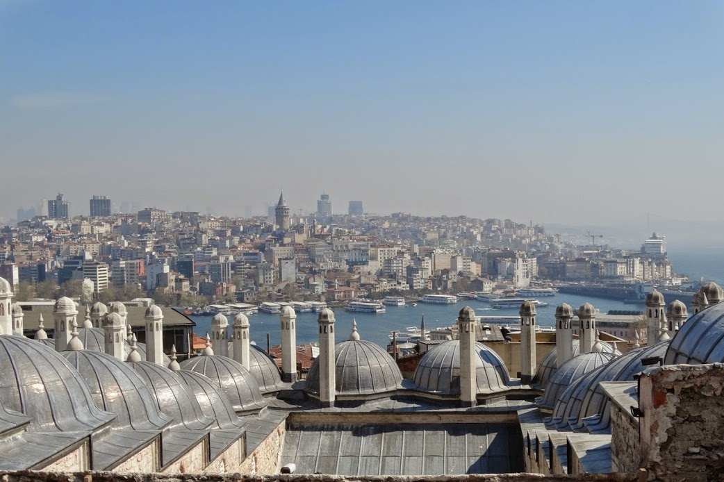 Стамбул- город контрастов. Фото из личного архива