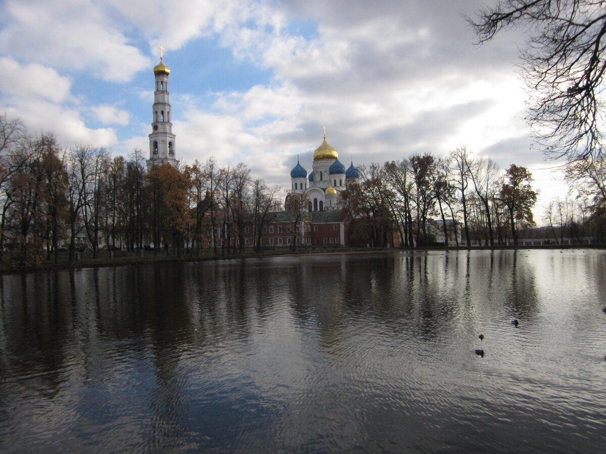 2018 год, пруд осенью