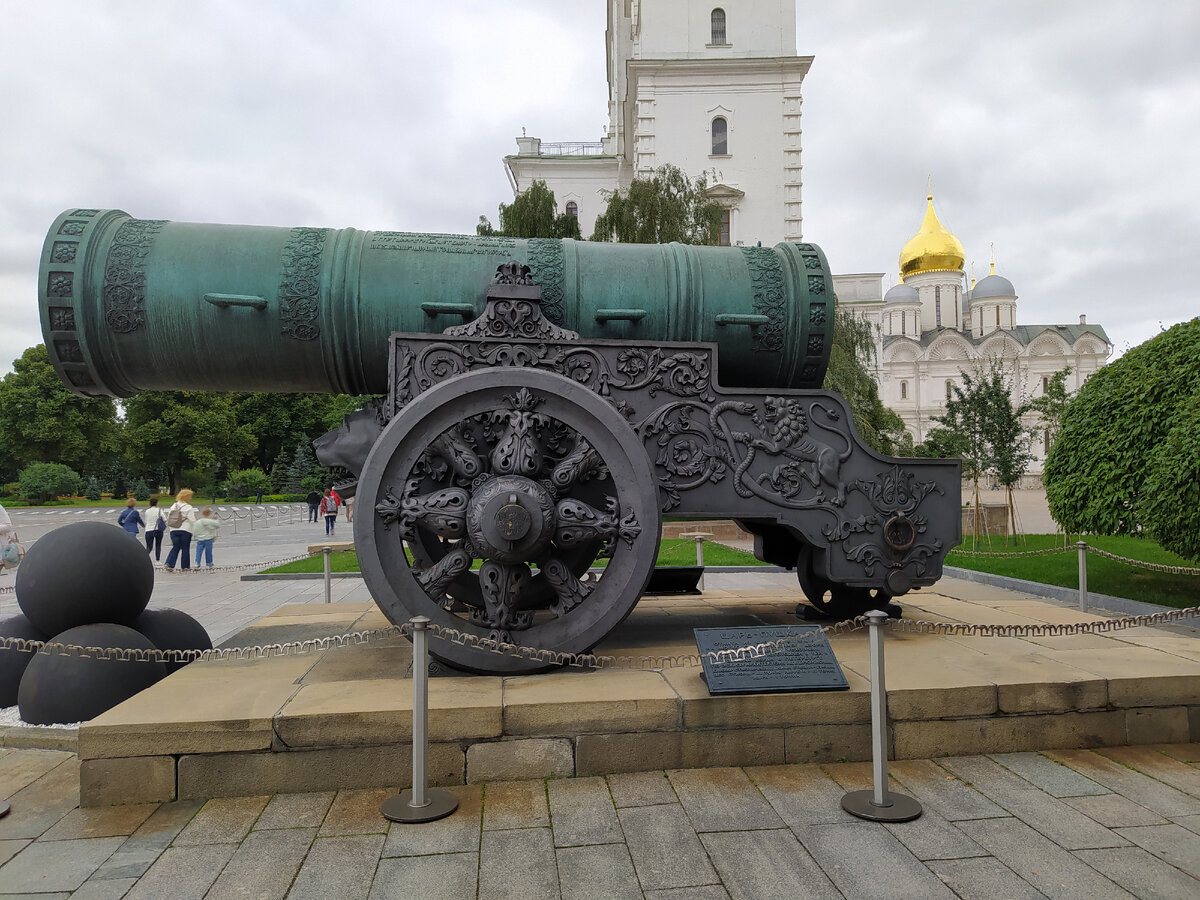 Здоровая. 