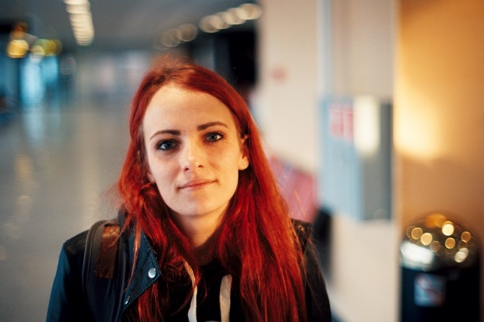 Моя девушка , (она хочет много подписок)