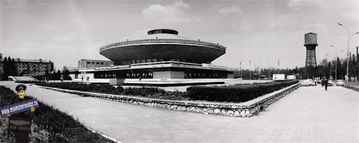 
Краснодар. Цирк и водонапорная башня системы инженера Шухова, 1986 г. Источник: myekaterinodar.ru