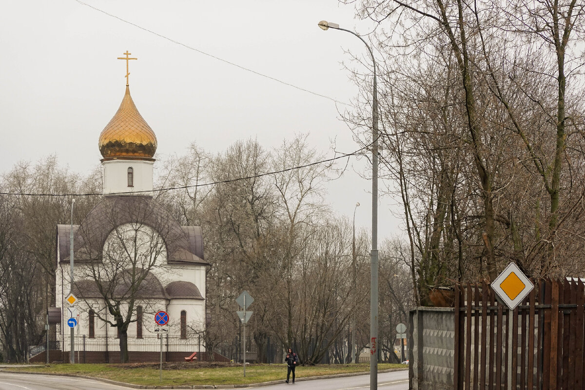 Единственный район в восточной части Москвы, который находится как внутри,  так и снаружи МКАД. | Самый главный путешественник | Дзен