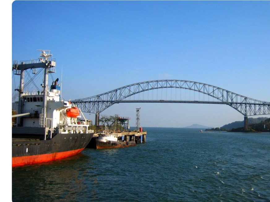 Просторы Панамского канала .Мост ,который соединяет две Америки .