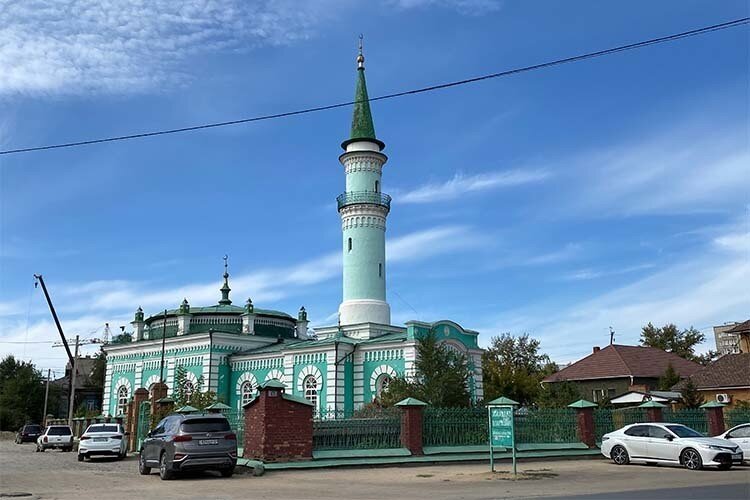    «Татары продолжают играть в Симее важную роль — в 300-тысячном городе проживают около 8 тысяч наших соплеменников»
