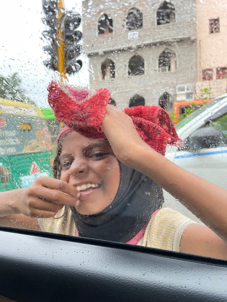 Попрошайки на улицах Дели - отдельная профессия для тех кто не хочет учиться и работать.