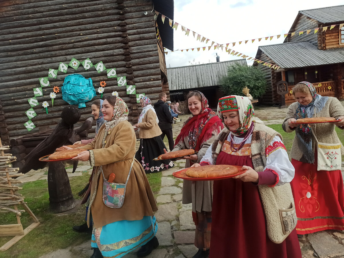 Праздник «Капуста Барыня» в Ялуторовске: едим пироги, лепим пельмени и  водим хоровод | Visit Tyumen | Дзен