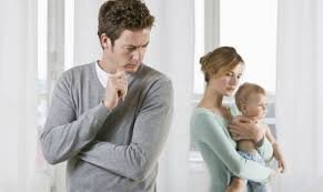 изображение с сайта https://www.planeta-zakona.ru/blog/vozmozhen-li-razvod-s-rebyenkom-do-goda.html/