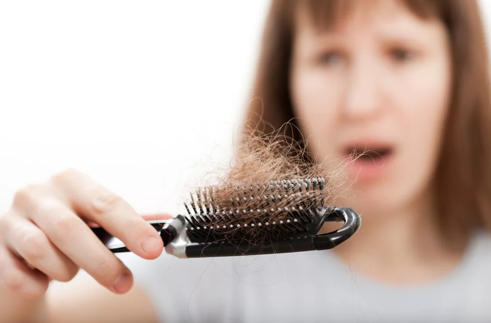 Как вы боретесь с волосами по квартире