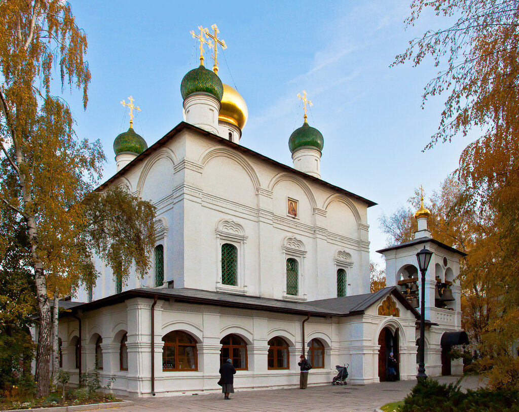 Сретенский монастырь. Сретенский монастырь в Москве. Монастырь Сретенский ставропигиальный мужской монастырь. Сретенский мужской монастырь в Москве официальный сайт. Храм Сретенского монастыря в Москве.