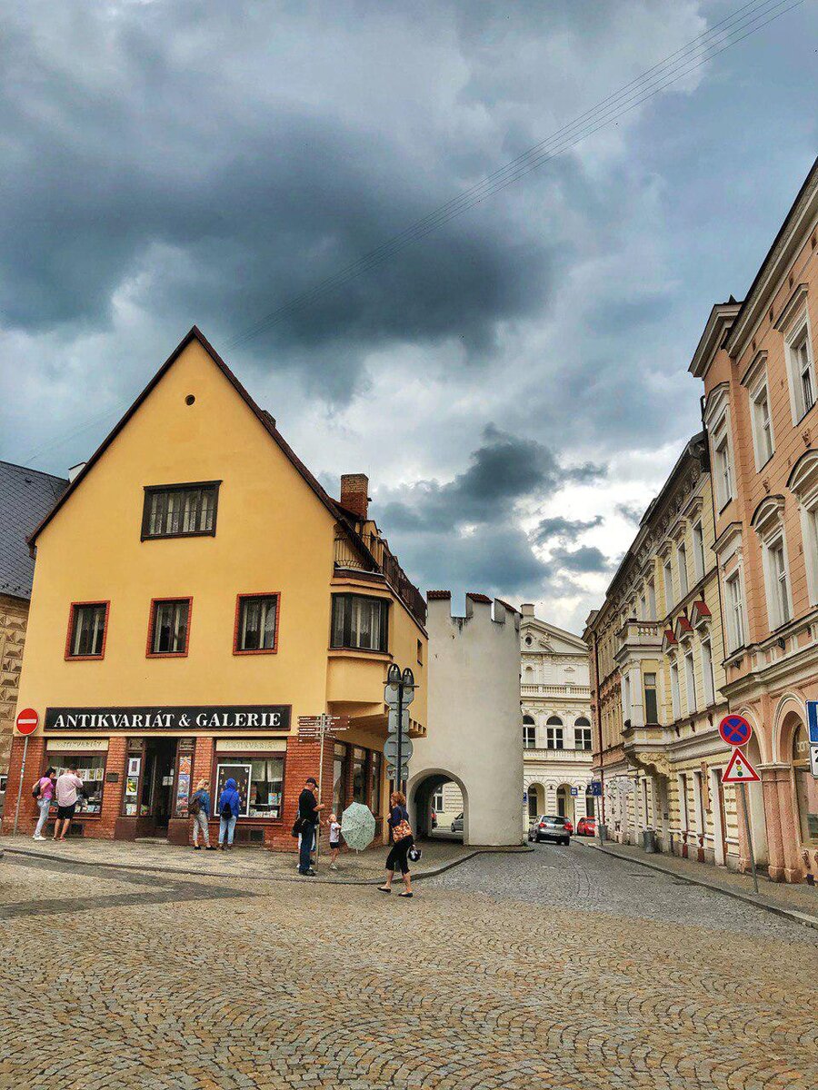 Листайте галерею