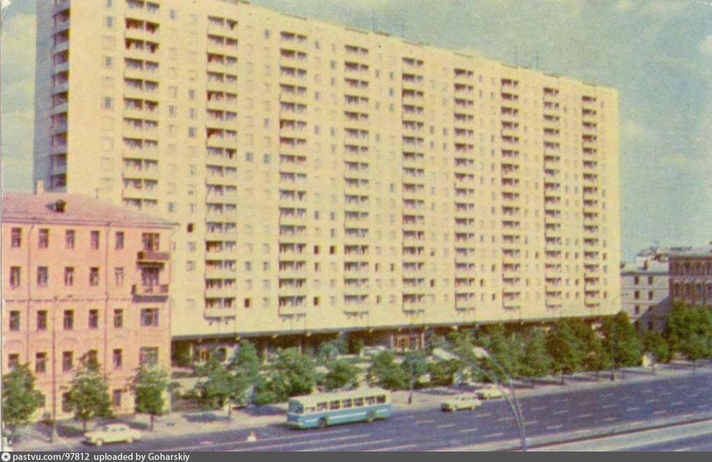 17-этажный дом на Смоленском бульваре, 1973.
