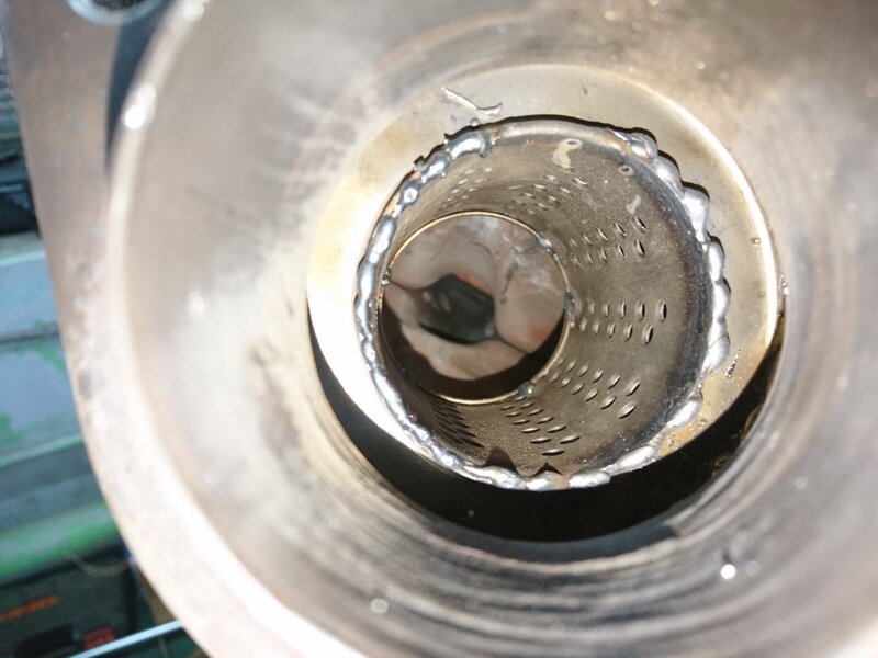 Выпускной коллектор с пламегасителем 