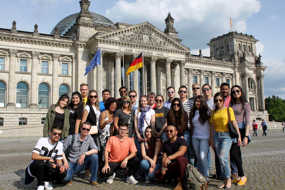 A german student. Студенты в Германии. Иностранные студенты в Германии. Высшее образование в Германии. Российские студенты в Германии.