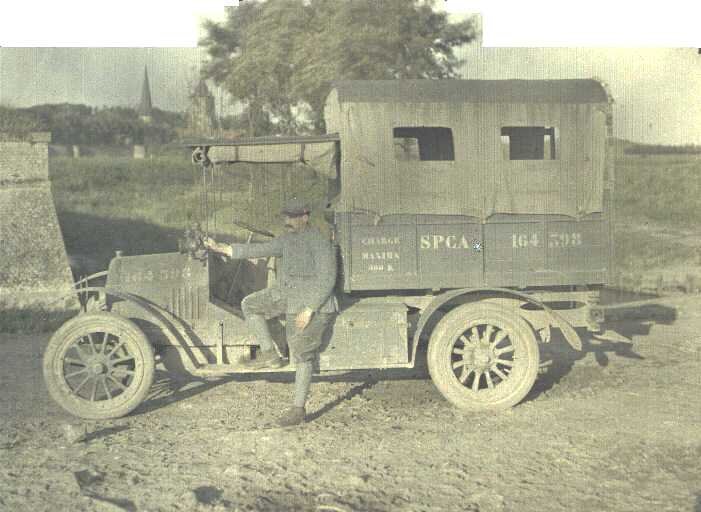 Panhard & Levassor 24CV в военном мундире