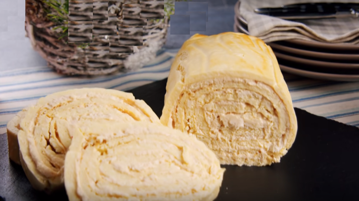 Необычное тесто из привычных продуктов для куриного рулета