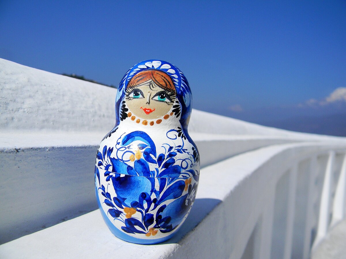 Билингв - это не просто сумма разных языков, прежде всего это - сумма культур!           Pixabay photo