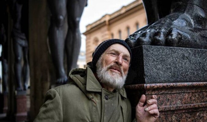 Бездомные - такие же люди ,как и мы.