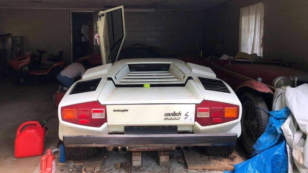 Lamborghini 