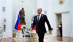 ЧИТАЙТЕ ТАКЖЕ20 лет у власти: Путин становится как Ельцин в самый разгар мирового кризисаСправится ли нынешний президент с ношей управления страной в новую эпоху