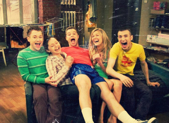 кадр со съемок  сериала «Универ» , 2008 год /  социальные сети