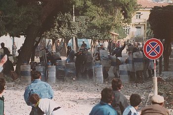 противостояние в Люшне