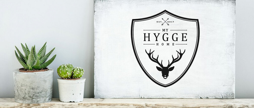Hygge орджоникидзе 1. Надписи в стиле Hygge. Hygge надпись. Хюгге надпись. Hygge логотип.