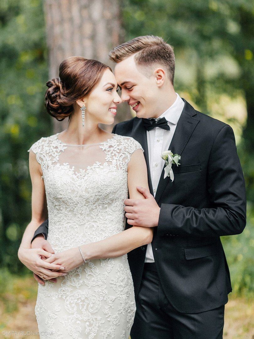 Прекрасное фото, но для резюме не подойдёт 