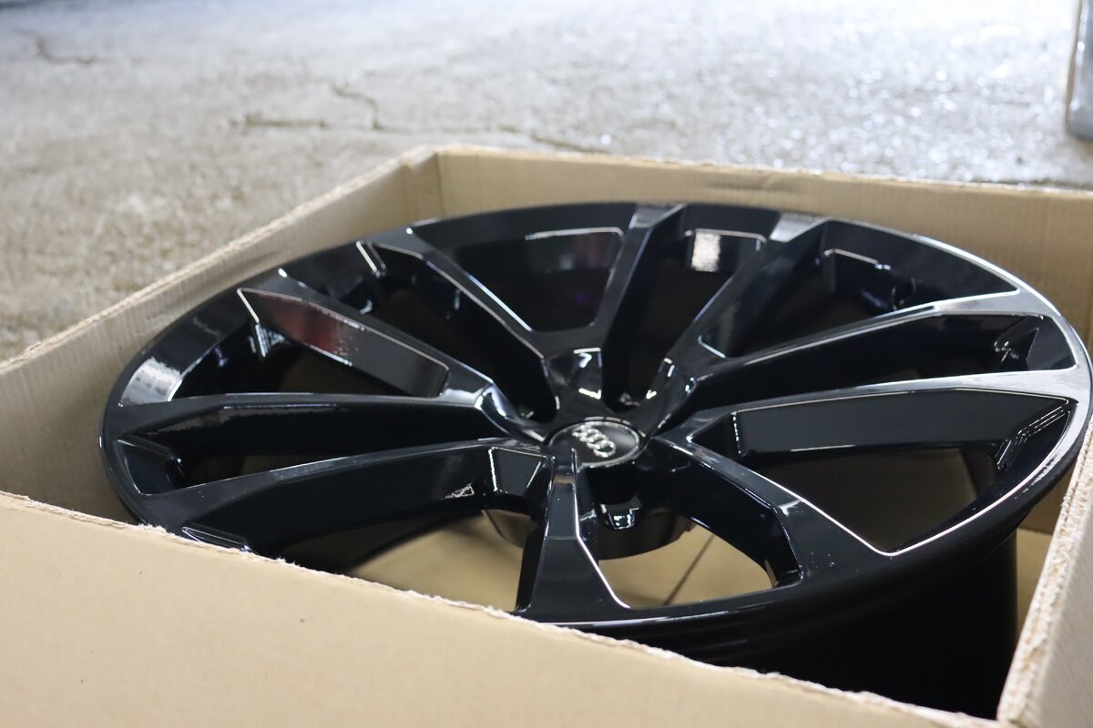 Кованый моноблок был произведен для Audi Q8 в 22 диаметре