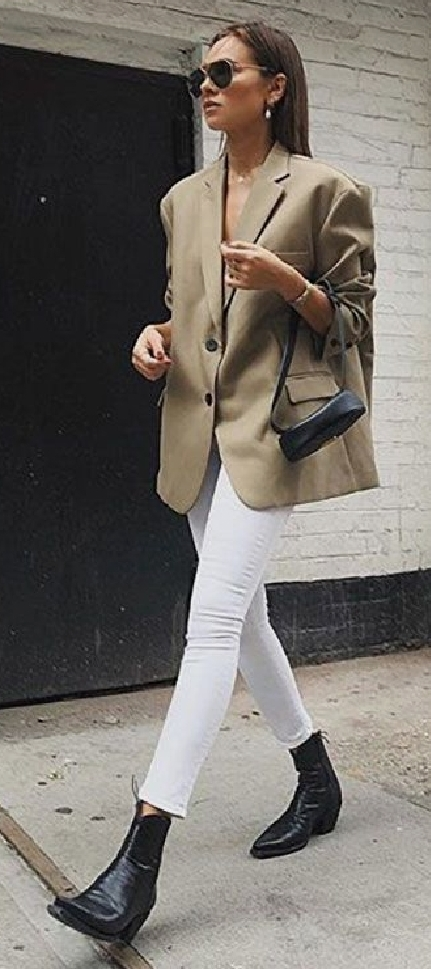 Носим узкие джинсы с пиджаком оверсайз