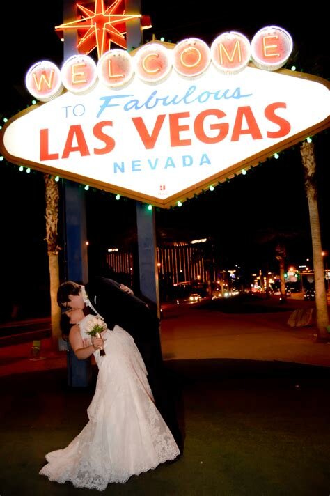 https://weddingdecor.netvouz.info/las-vegas-wedding-chapel-packages/