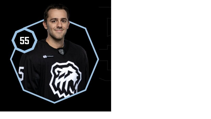 Держит свой уровень.