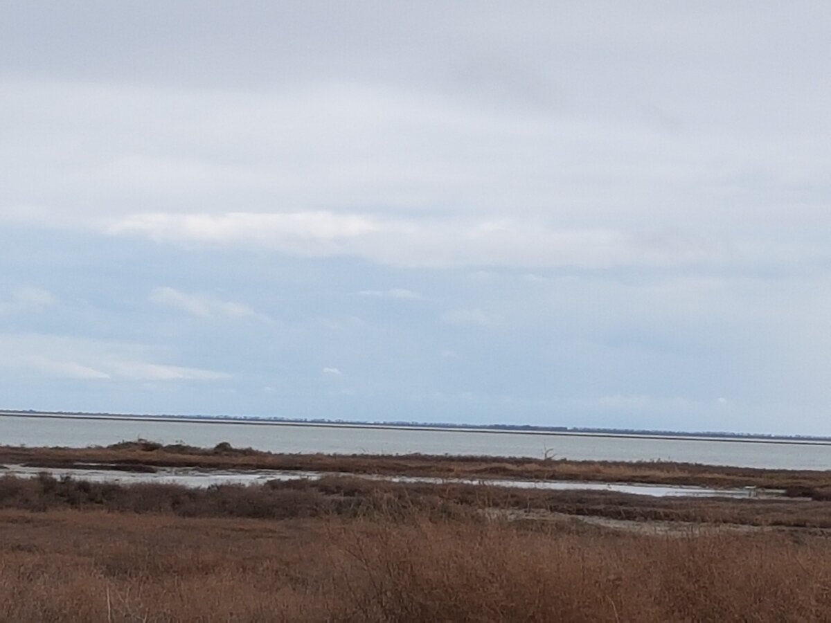Озеро Сиваш в селе Медведевка.