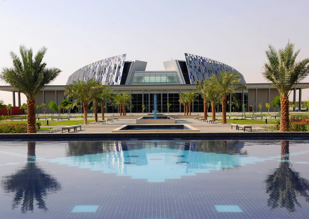 Университет ОАЭ (UAEU — United arab Emirates University). Эль Айн ОАЭ. United arab Emirates 2021. Силиконовая Долина Дубай.