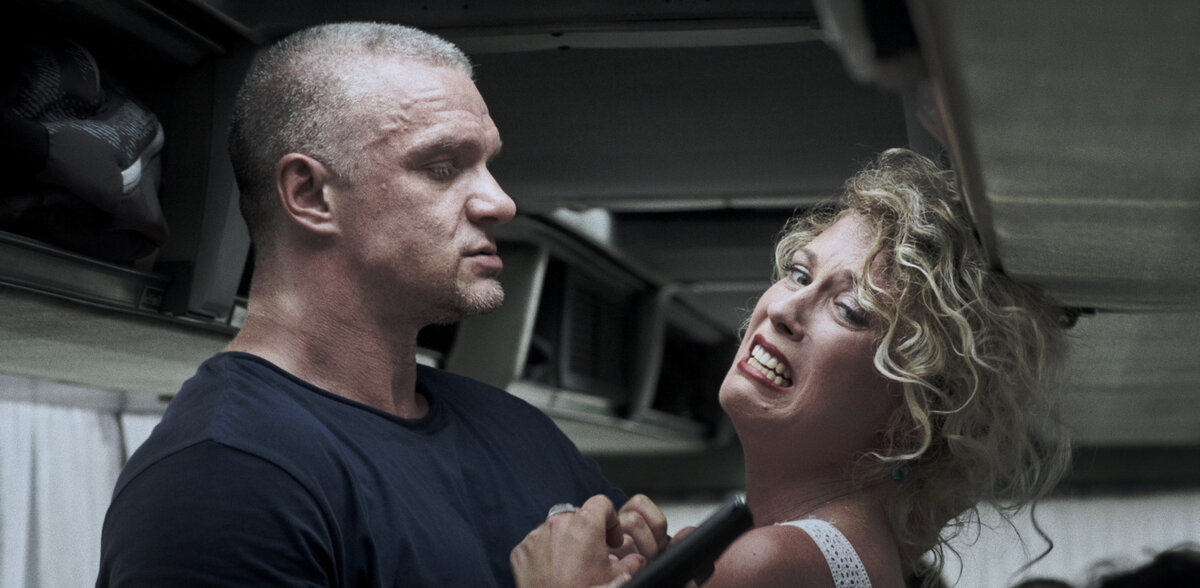 Это аллегория. "Пересуд" и зритель. Фото: Яндекс-Картинки. 