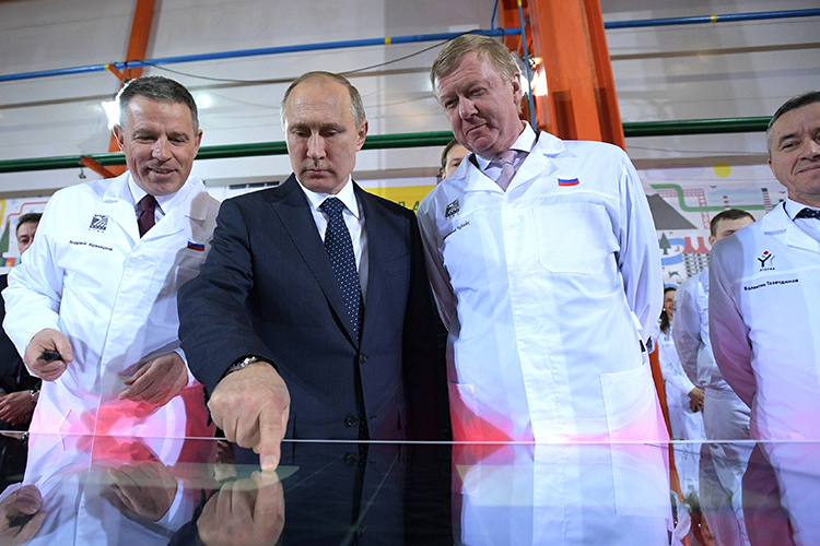 Чубайс и Путин в Роснано 