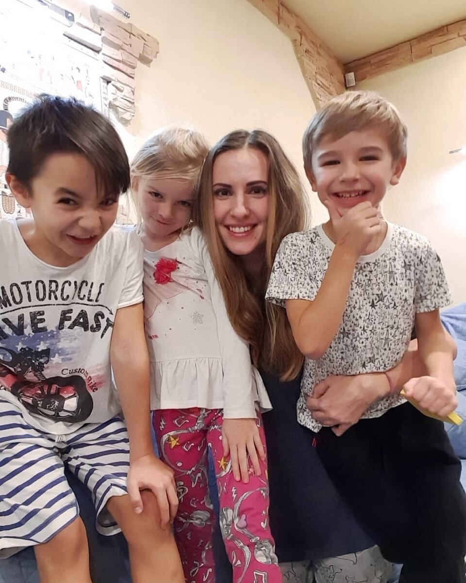 Оля счастлива, что у её племянника появился братик или сестричка
Фото: «Инстаграм»
