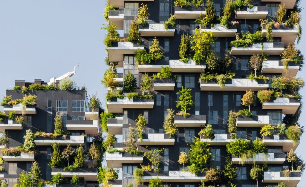 Вертикальные здания. Bosco verticale Архитектор. Здание в Милане Bosco verticale. Bosco verticale (вертикальный лес), Милан, Италия. Архитекторы - Stefano Boeri Arhitetti. Зеленый многоярусный лес Bosco verticale в Милане.